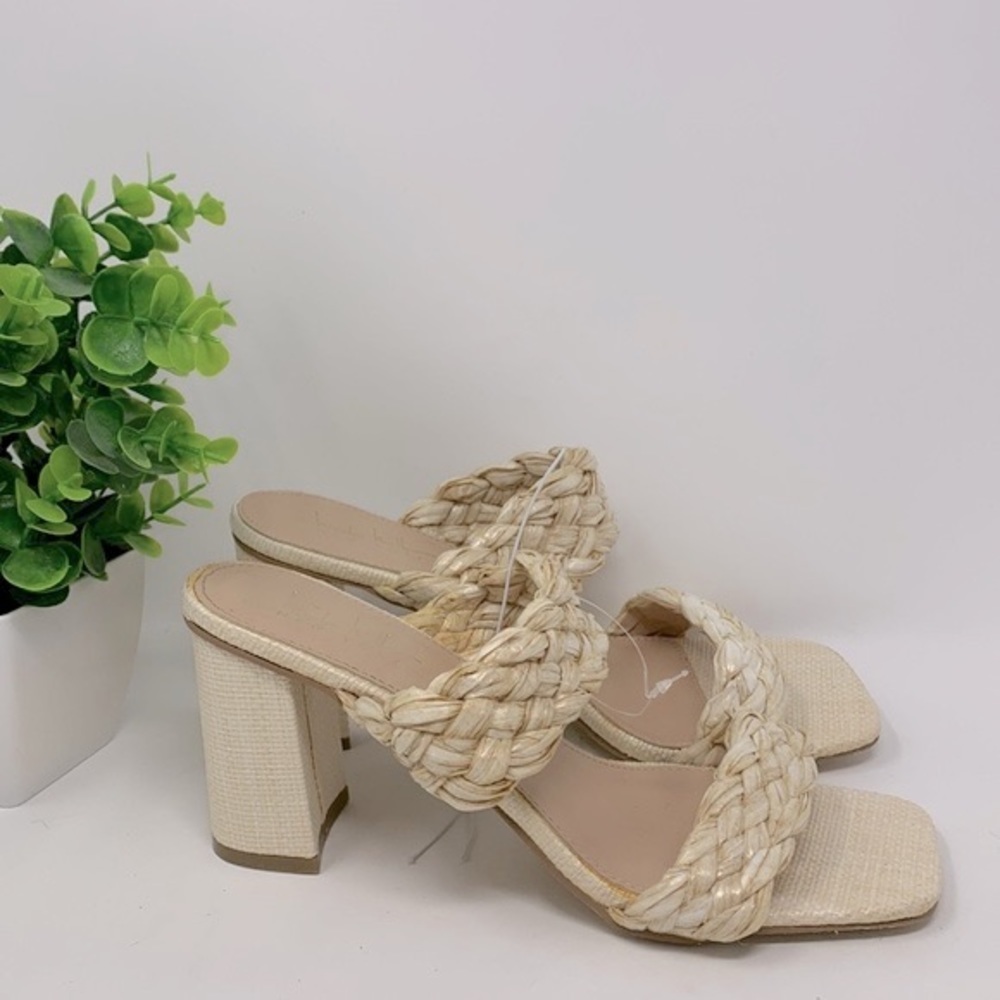 Nicole Miller Woven Straw Block Heeled Square Toe Sandals    NWOT